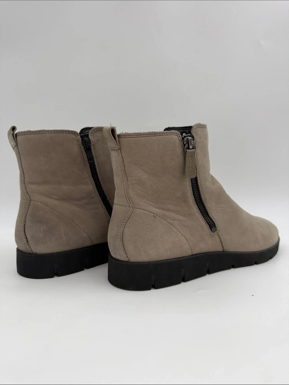 Ecco bella women
